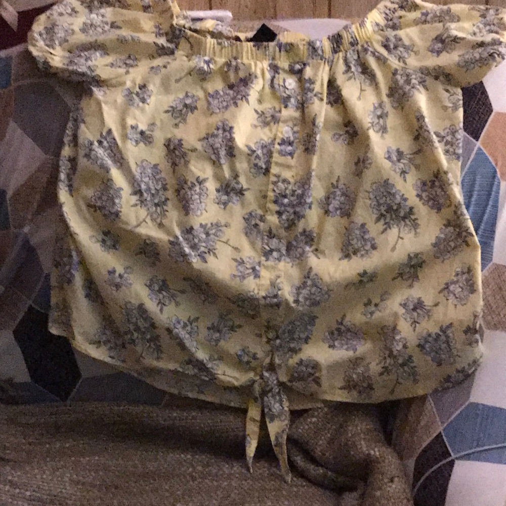 Floral Off-Shoulder Top